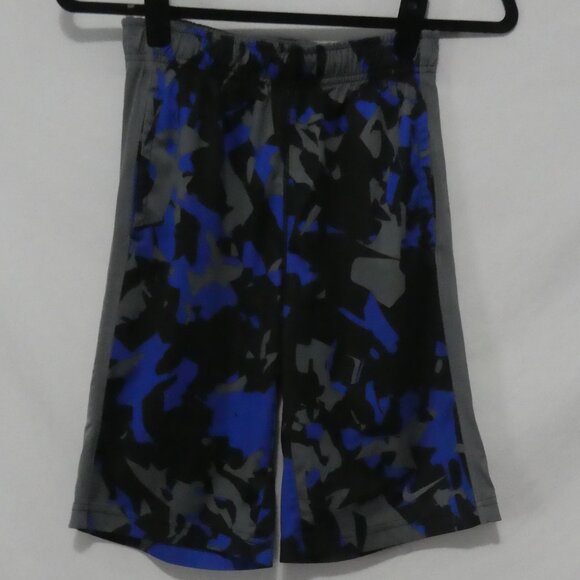 NIKE - Dri-Fit | medium | Camo - Camouflage Sport Shorts - Picture 1 of 15